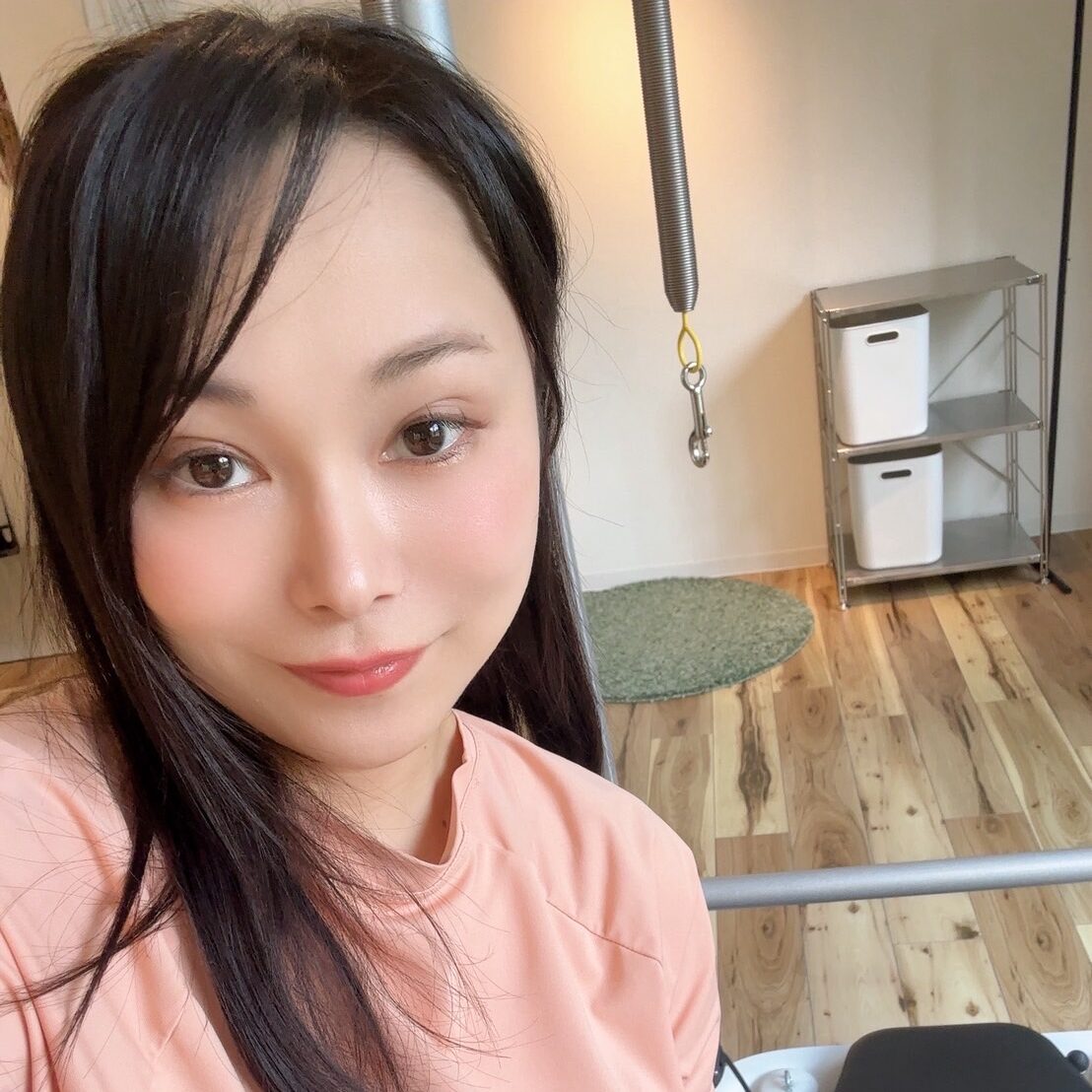 札幌平岸のピラティススタジオのインストラクターMai
