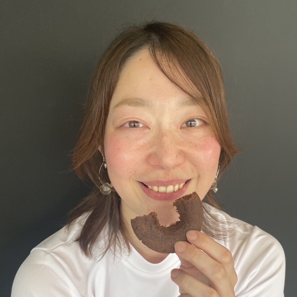 札幌平岸のピラティススタジオのインストラクターSayaka